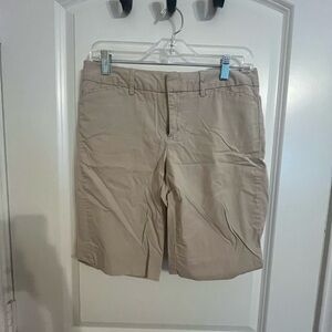 Gap Classic Tan short